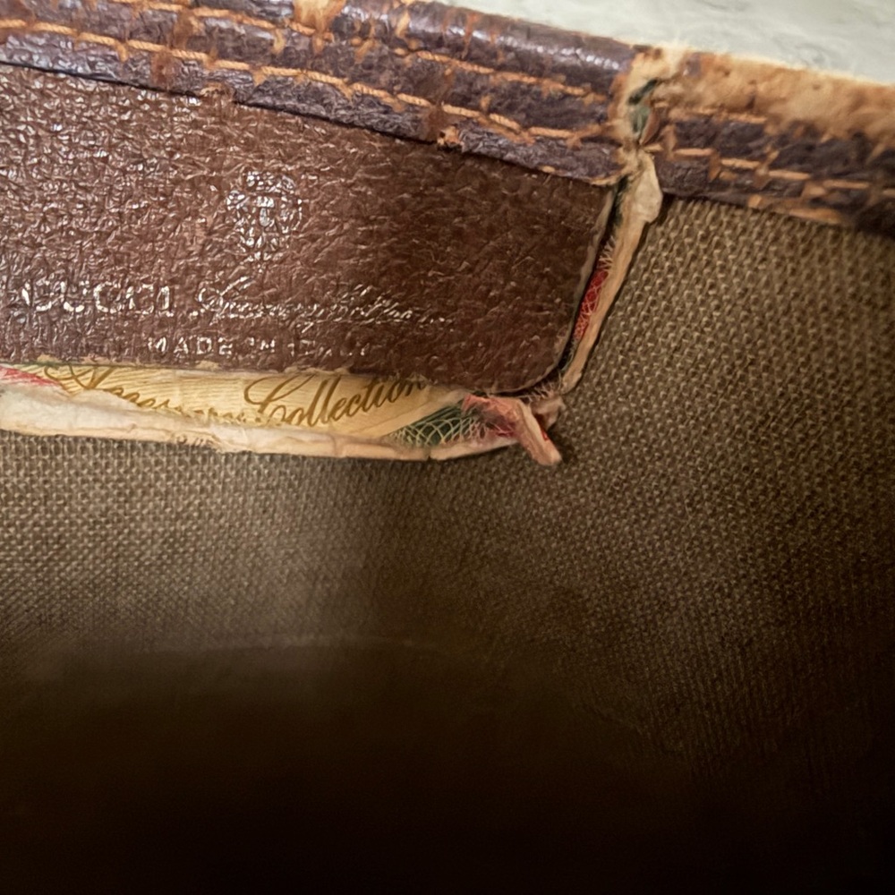Gucci GG Supreme Sherry Line Monogram Tote - Picture 14 of 16